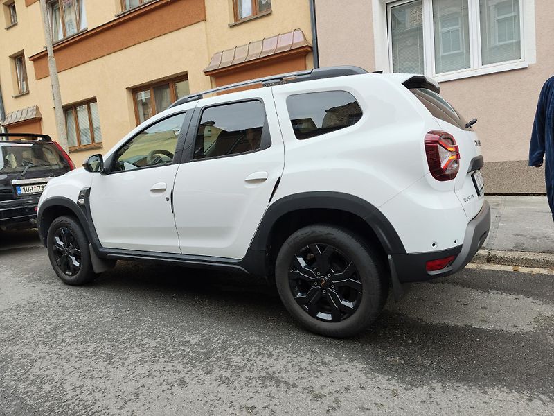 Dacia Duster (2023) - fotka 3 z 7