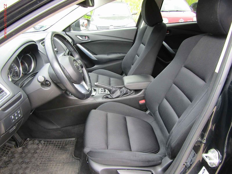 Mazda 6 (2013) 2.0 i - fotka 9 z 15