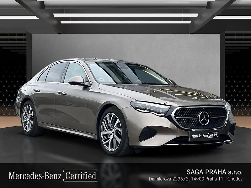 Mercedes-Benz Třídy E Třída E 450 d 4MATIC - fotka 8 z 18