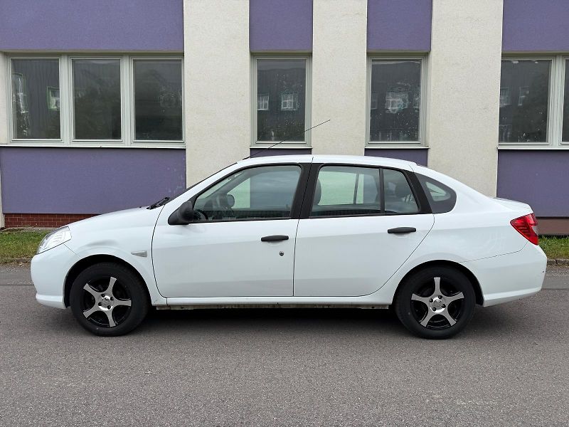 Renault Thalia 1,2i 16V / 36 tis.km / ČR /  - fotka 2 z 21