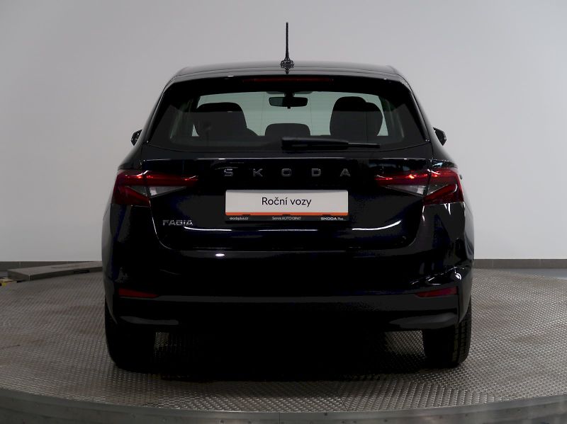 Škoda Fabia (2025) SELECTION 1.0 MPI 59KW - fotka 9 z 38