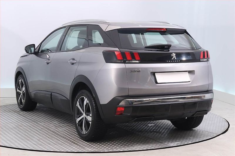 Peugeot 3008 (2017) 1.6 BlueHDi, Serv.kniha, Navi - fotka 4 z 19