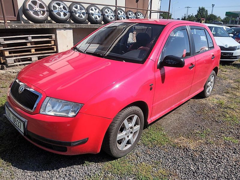 Škoda Fabia 1.4 MPI Classic - fotka 1 z 18
