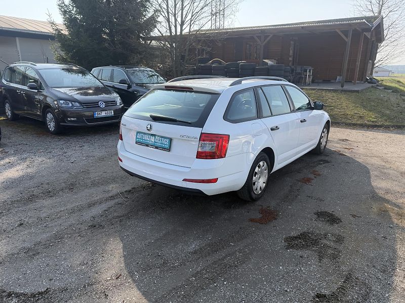 Škoda Octavia 1.2 TSI - fotka 6 z 22