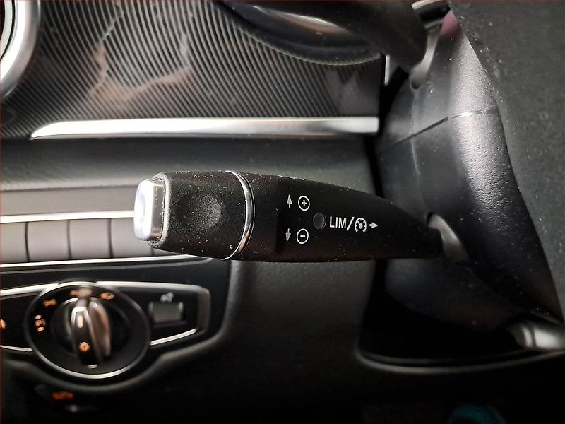 Mercedes-Benz Třídy V (2018) 220 d, ČR - fotka 20 z 23