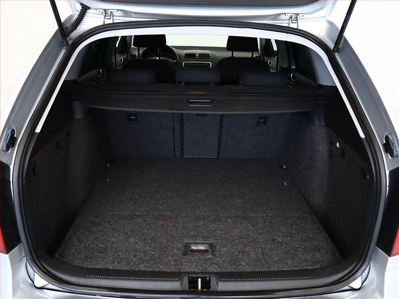 Škoda Octavia (2012) 2.0 TDI, Tempomat - fotka 11 z 14