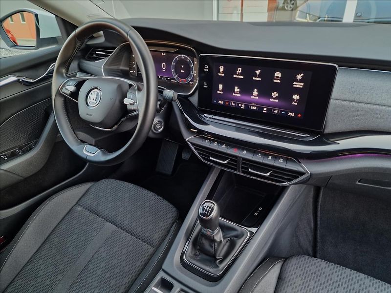 Škoda Octavia 2.0TDI Style, původ ČR,1.Maj. - fotka 40 z 50