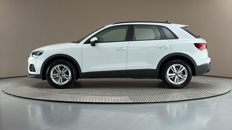 Audi Q3 1.5 35 TFSI S Tronic - fotka 4 z 29