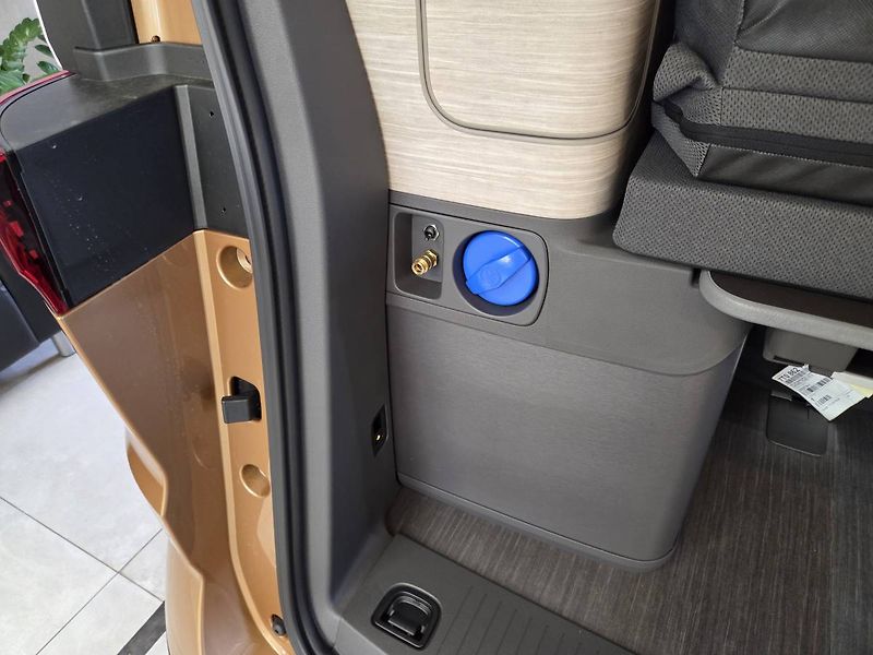 Volkswagen Ostatní California Ocean 1.5 TSI eHybr - fotka 42 z 77