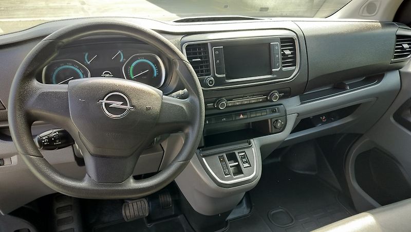 Opel Vivaro e, L2, 75kWh - fotka 12 z 22