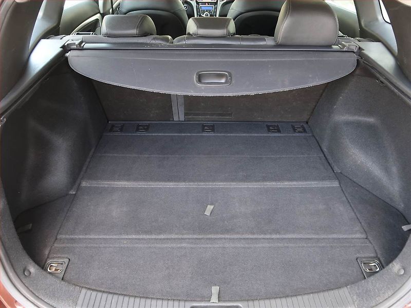 Hyundai i30 (2013) 1.6 CRDi, Serv.kniha, Navi - fotka 14 z 17