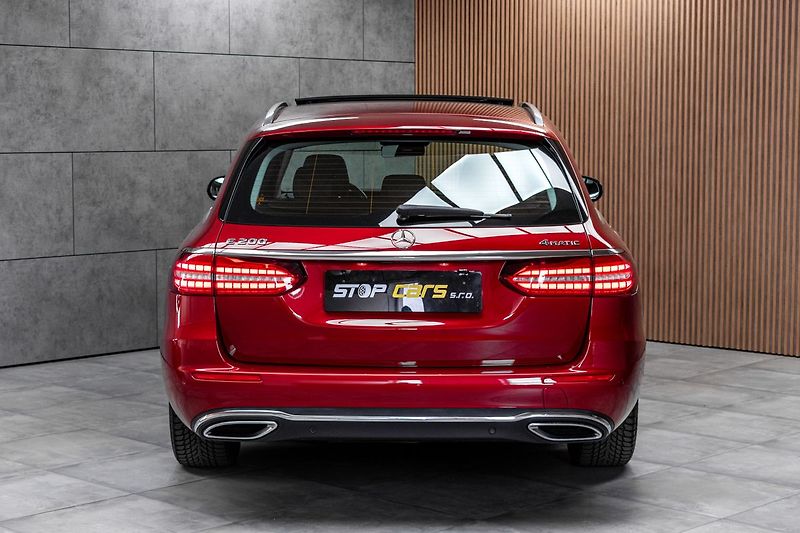 Mercedes-Benz Třídy E E 200 4MATIC*AVANTGARDE*ČR 1.M - fotka 5 z 47