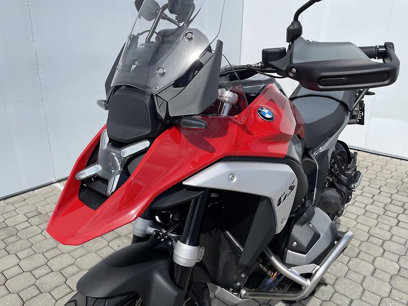 BMW (2026) R 1300 GS - fotka 11 z 14
