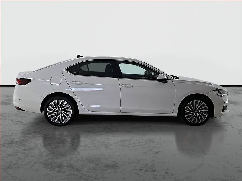 Škoda Superb (2025) 2.0 TSI - fotka 6 z 19