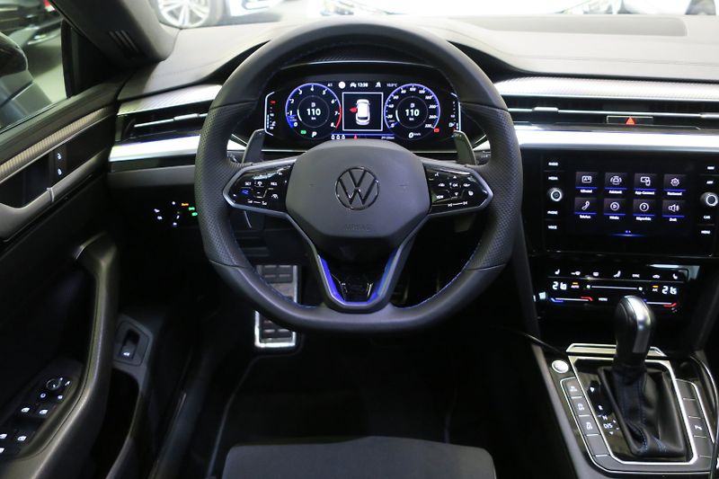 Volkswagen Arteon Shooting Brake (2021) 2.0 TSI 235kW BMT 4MOT DSG R - fotka 17 z 50