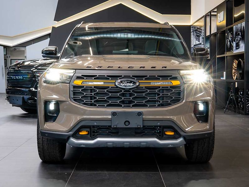 Ford Explorer (2026) 3.0 Tremor 4WD B&O 980W - fotka 13 z 43