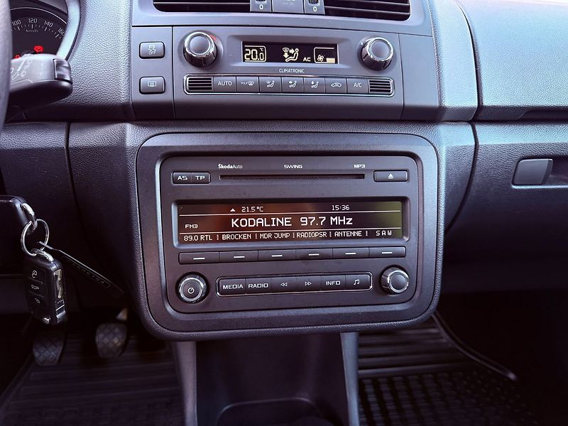 Škoda Roomster 1.2 TSi Ambition, Serviska, 1. - fotka 18 z 24