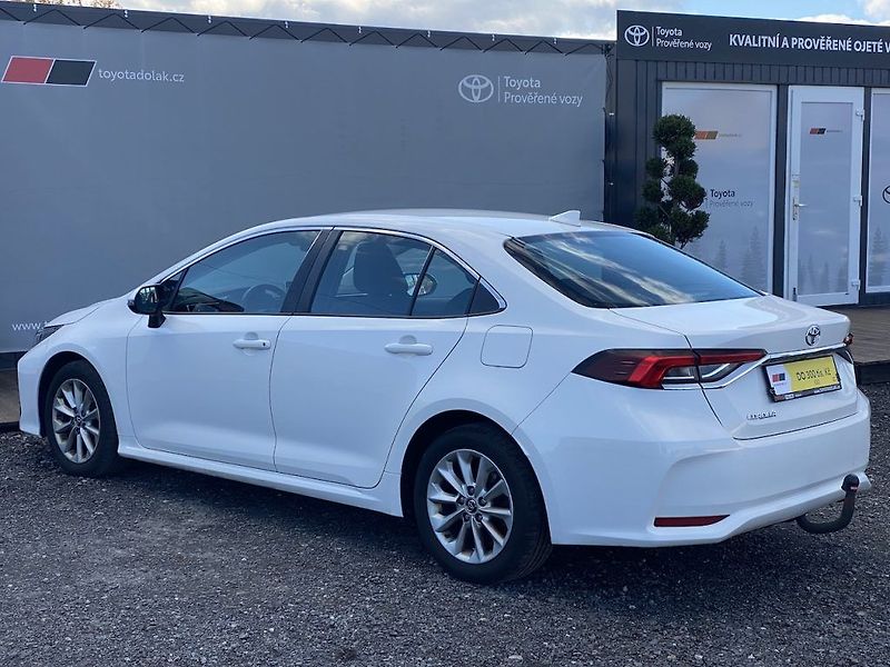 Toyota Corolla 1.6i, ČR-1m, Comfort, tažné - fotka 4 z 33