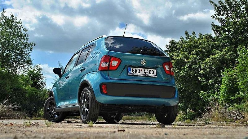 Suzuki Ignis.