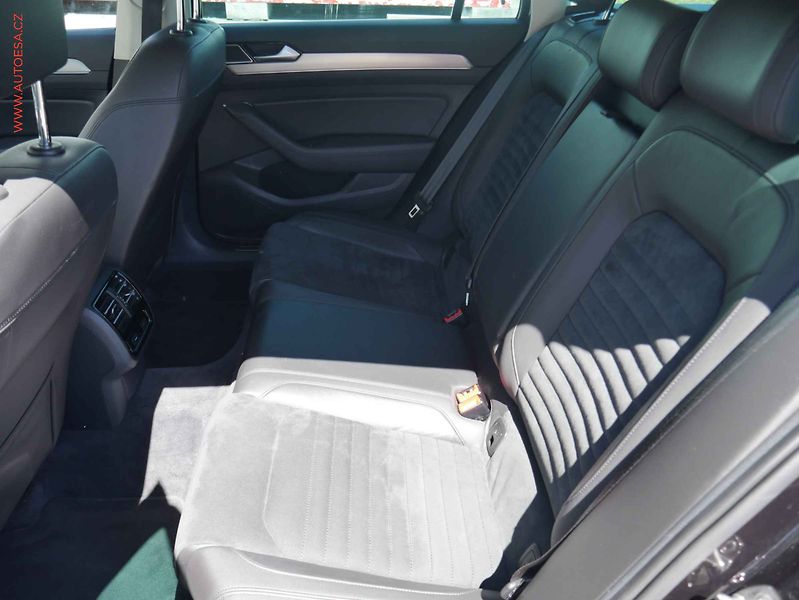 Volkswagen Passat (2015) 2.0TDi, LED - fotka 10 z 15