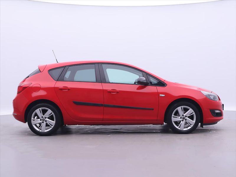 Opel Astra 1,4 T 88kW CZ Drive Serv.Kniha - fotka 8 z 27