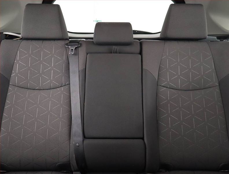 Toyota RAV4 (2020) 2.5 Hybrid - fotka 10 z 23