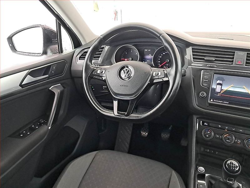 Volkswagen Tiguan (2016) 2.0 TDI, Serv.kniha, Navi - fotka 7 z 19