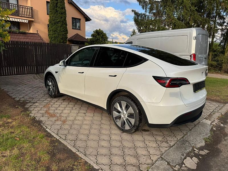 Tesla Model Y PODĚBRADY LR DM   91% - fotka 4 z 44