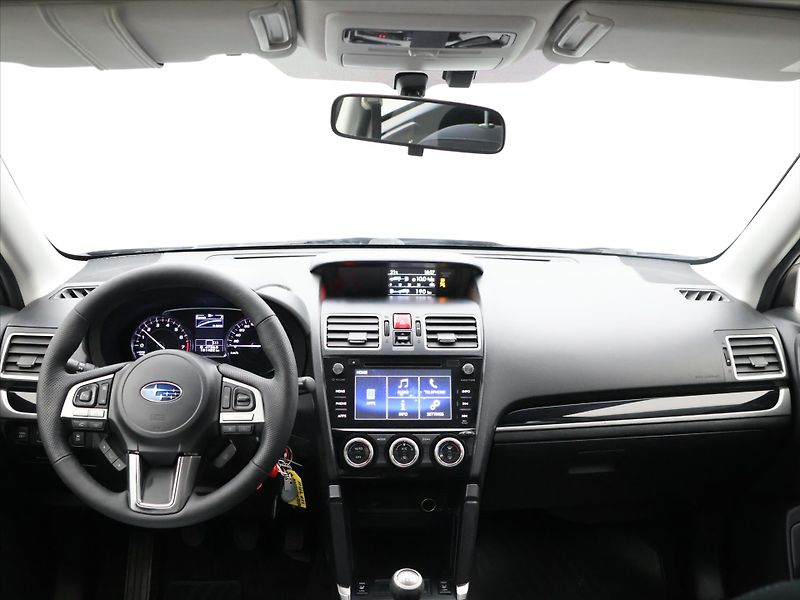 Subaru Forester 2,0 i-L 110kW Comfort 4x4 CZ - fotka 24 z 32