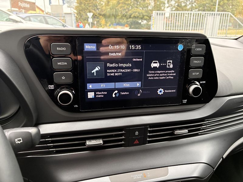 Hyundai Bayon 1.2i 62kW PLAY ČR REZERVACE - fotka 19 z 31