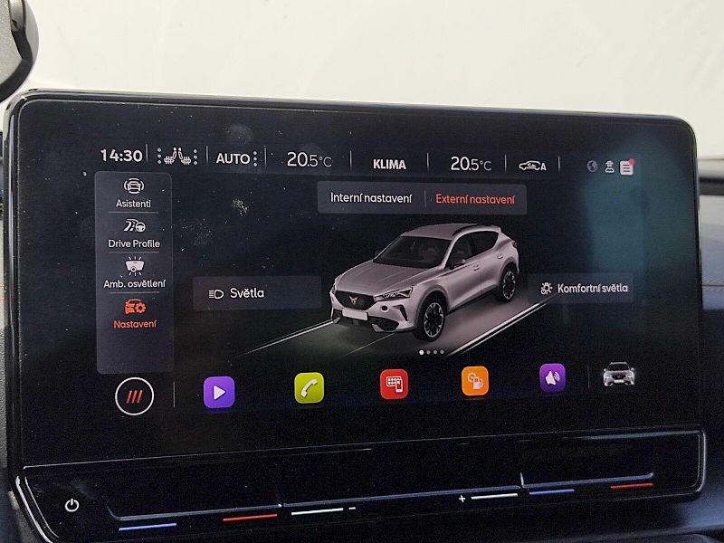 Cupra Formentor (2021) 2,0 tsi 140 Kw DSG 4Drive - fotka 19 z 39