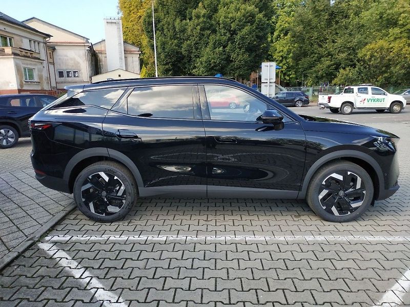 Omoda 7 1.6 T Premium, AT, SKLADEM - fotka 4 z 33