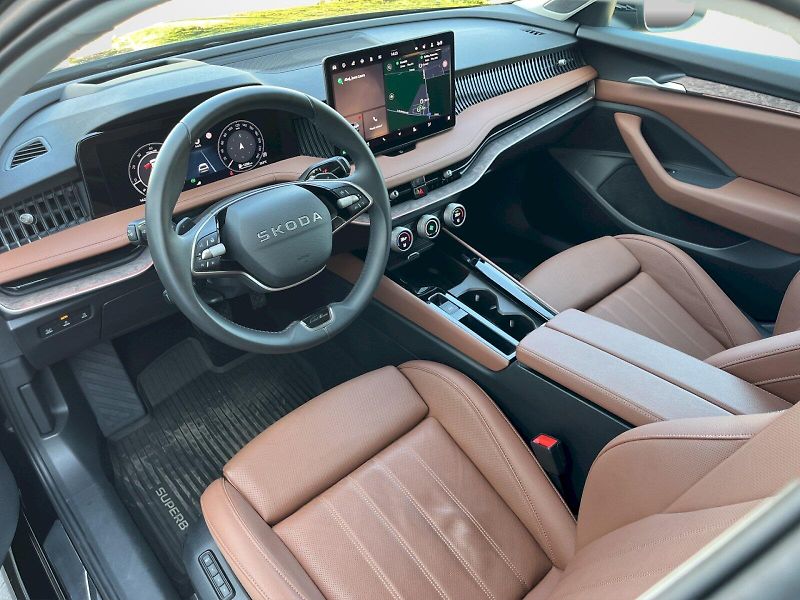 Škoda Superb (2025) 2.0 TDI 110kW L&K DSG - fotka 5 z 36