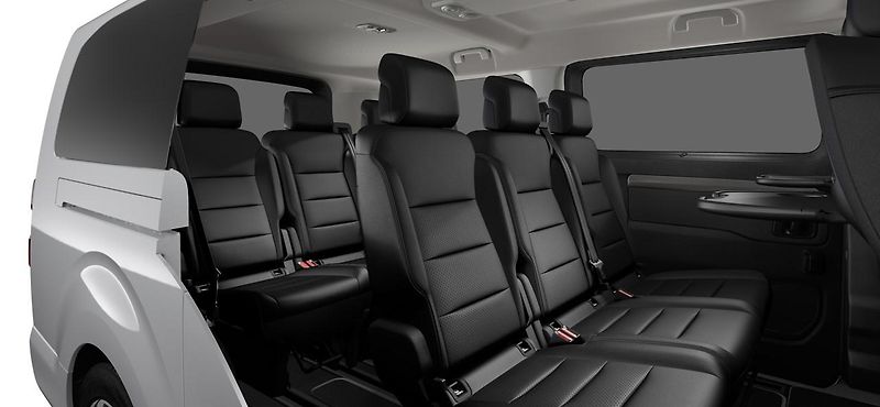 Peugeot Traveller (2026) Allure L3 2.2 BlueHDi 180k - fotka 8 z 9