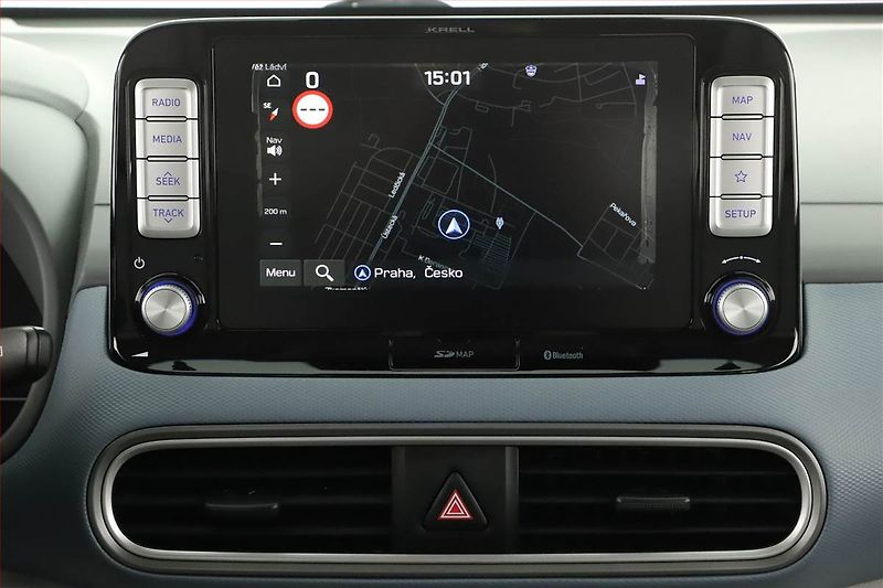 Hyundai Kona (2018) Electric 64 kWh, SoH 90% - fotka 15 z 20