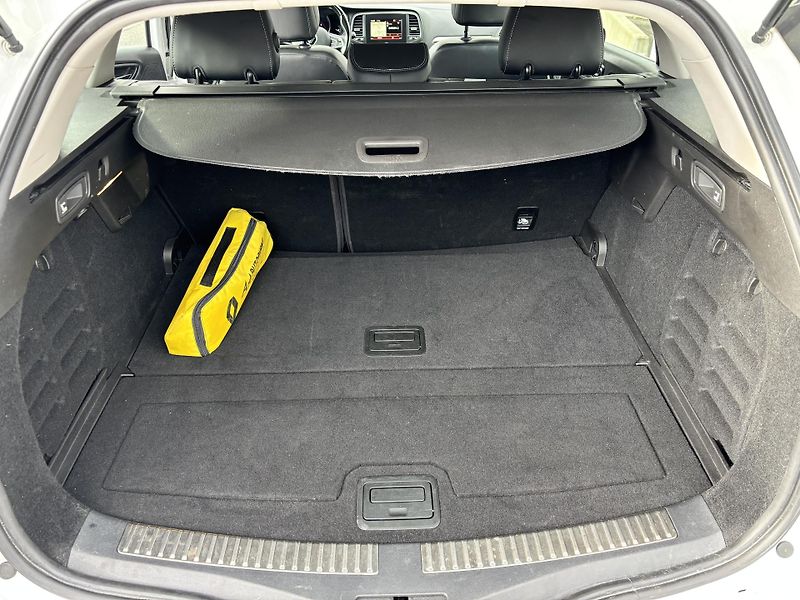 Renault Mégane Grandtour 1.5 DCi 1.majitel CZ - fotka 27 z 27