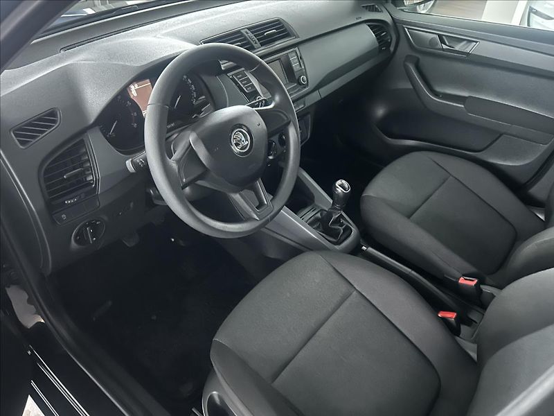 Škoda Fabia 1,0   TSI 70kW - fotka 7 z 20
