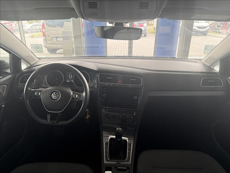 Volkswagen Golf 1,4   TSI,COMFORTLINE,SERVISKA - fotka 9 z 26