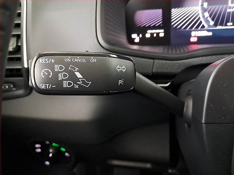 Škoda Karoq (2023) Style 1.0 TSI - fotka 19 z 21
