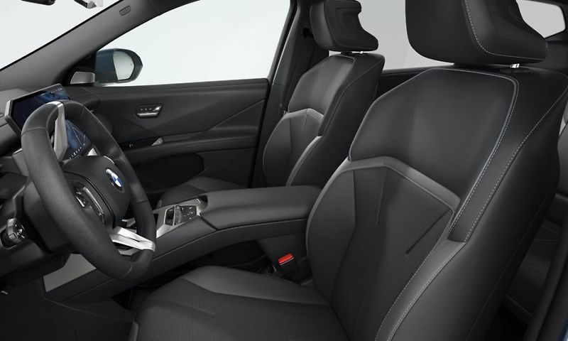 BMW iX3 50 xDrive - fotka 3 z 4