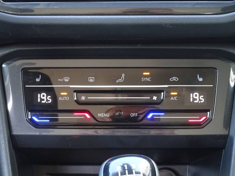Volkswagen Tiguan (2022) 1,5TSi /110kW Life - fotka 20 z 29