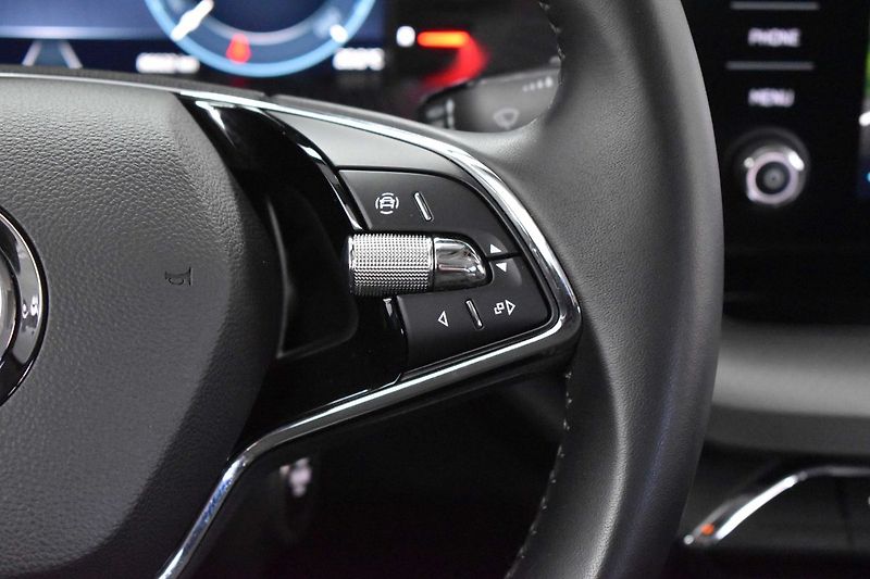 Škoda Octavia 2.0 TDI AMBITION+*DPH*ČR 1.MAJ - fotka 17 z 37
