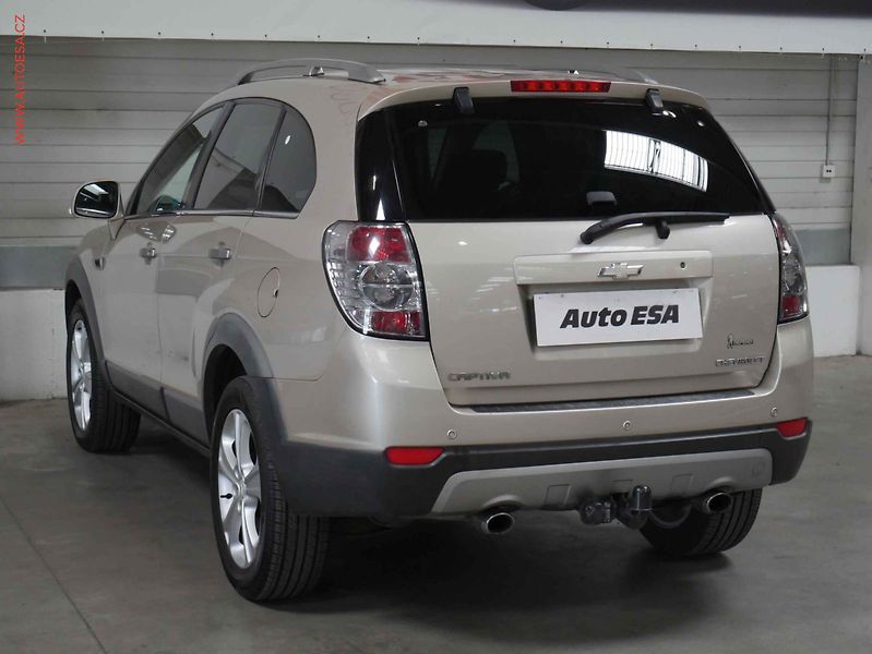 Chevrolet Captiva (2012) 2.2 CDTi 4x4, ČR, servis - fotka 4 z 22