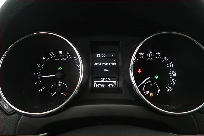 Škoda Yeti (2012) Elegance 2.0 TDI, 4X4 - fotka 11 z 18
