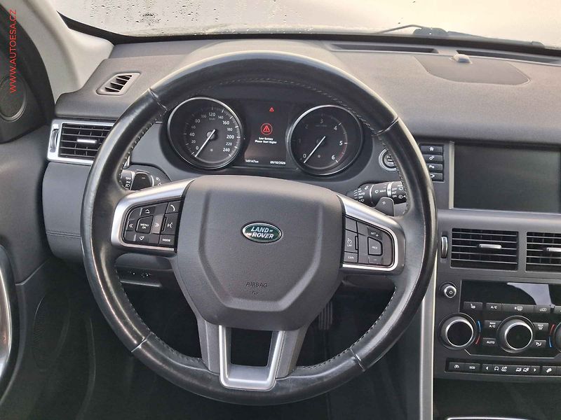 Land Rover Discovery Sport (2017) 2.0 TD4 4x4, AT, kůže, panor - fotka 11 z 17