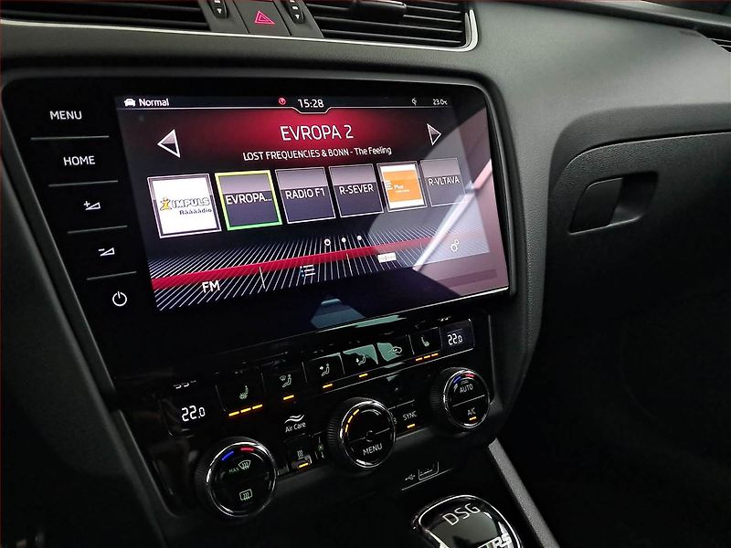 Škoda Octavia (2019) RS 2.0 TSI - fotka 12 z 16