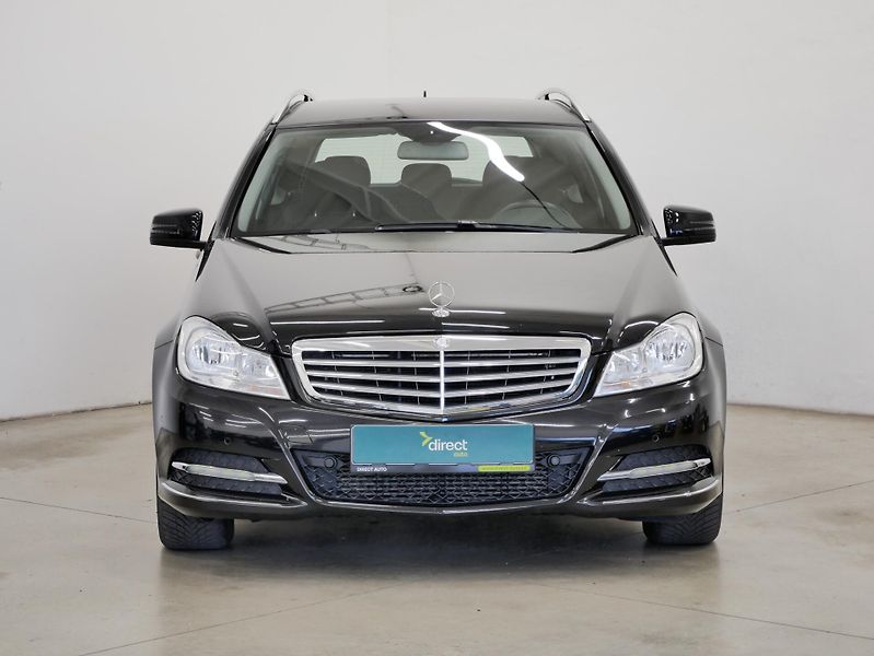 Mercedes-Benz Třídy C - fotka 4 z 29