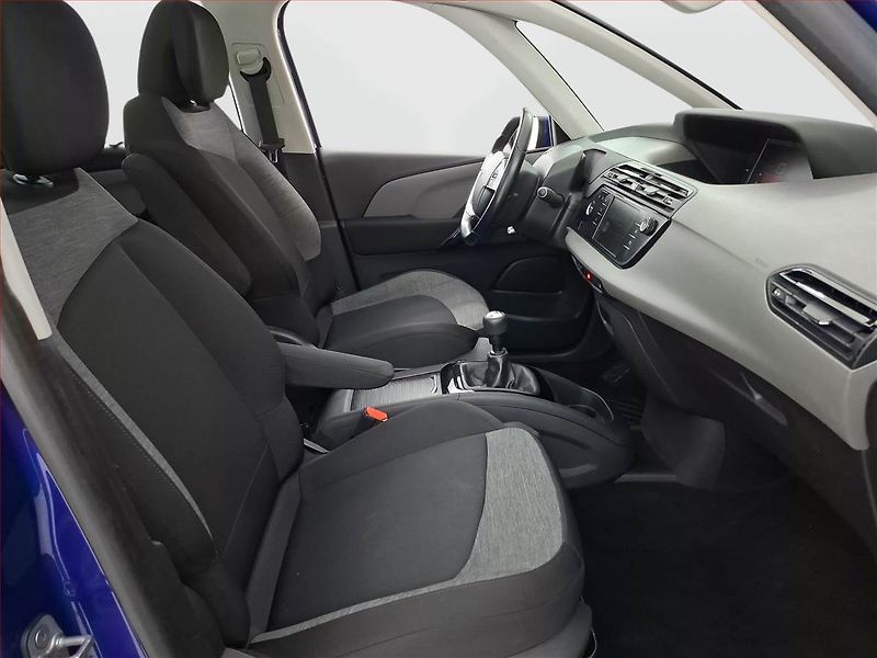 Citroën C4 Picasso (2017) 1.6 BlueHDi, 7 míst, Navi - fotka 9 z 19