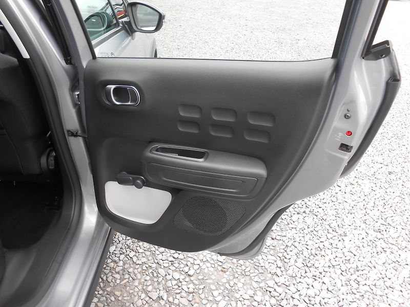 Citroën C3 NAVI,AIRBUMP,104TKm! - fotka 17 z 33