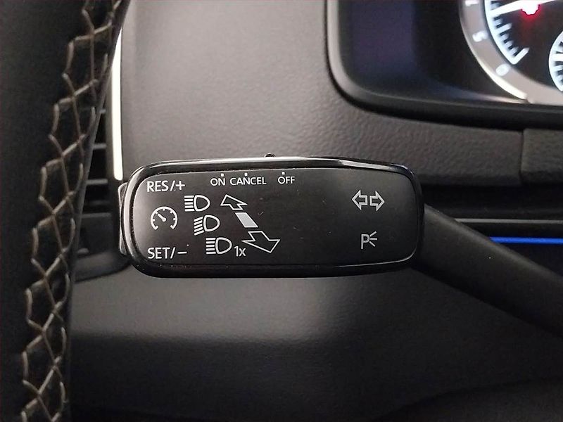 Škoda Karoq (2019) Sportline 1.6 TDI, Automat - fotka 21 z 21